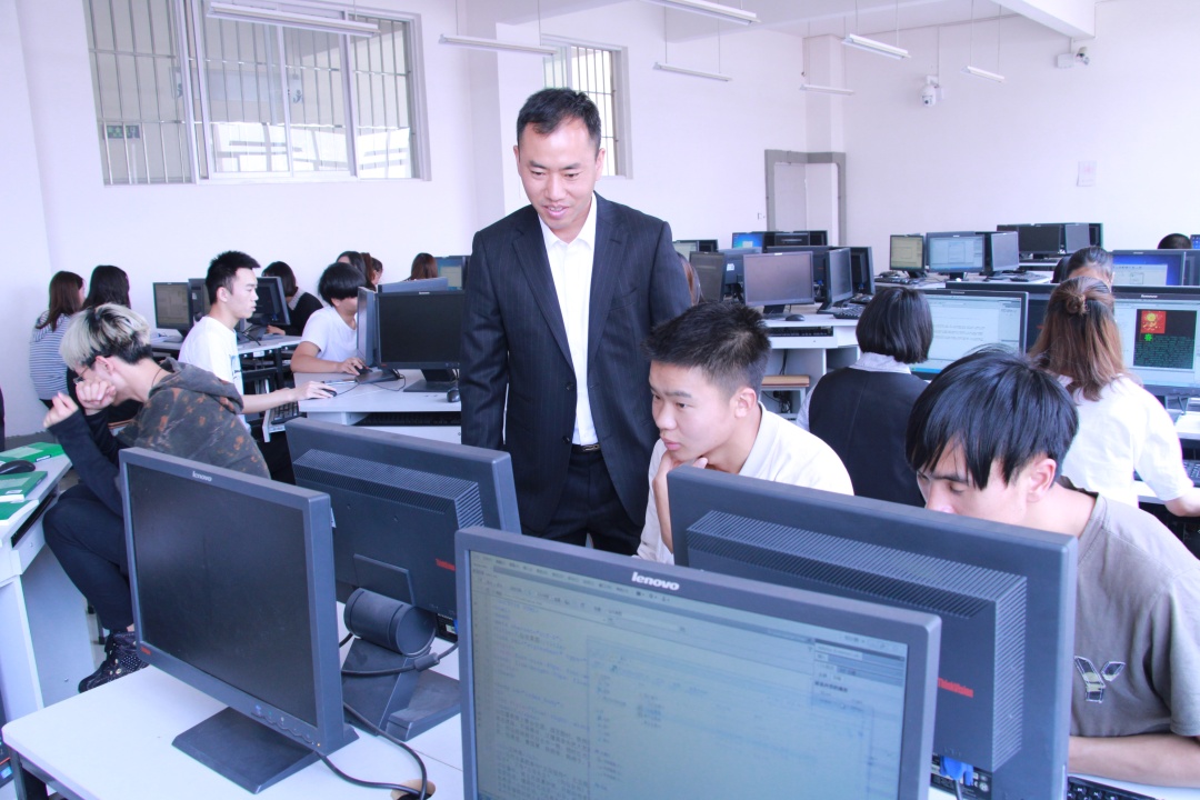 【专业大公开】电子商务(本科) 第 10 张 【专业大公开】电子商务(本科) 第 10 张