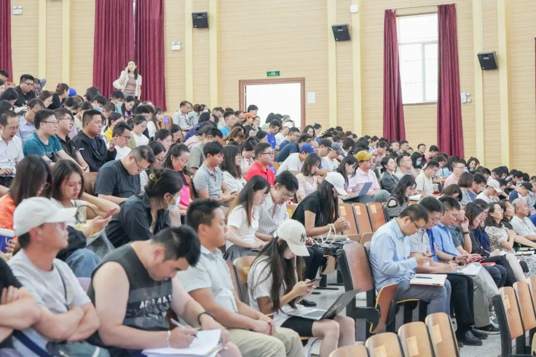 树师德 铸师魂 正师风  云南经济管理学院开展师德师风集中学习教育专题培训会 第 5 张