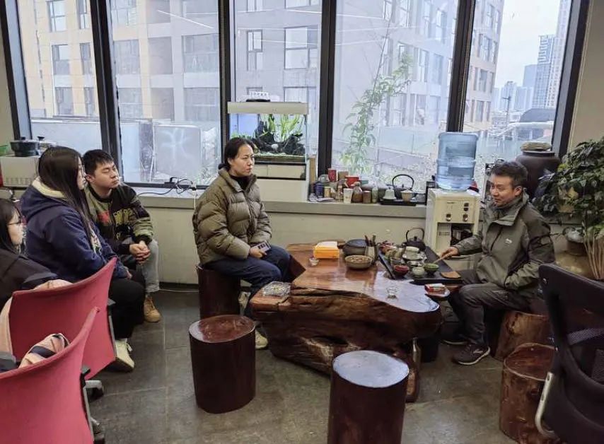 【创美艺传】深化校企合作拓展学生实践机会 ——环境设计专业教师开展访企拓岗活动  ? 第 3 张