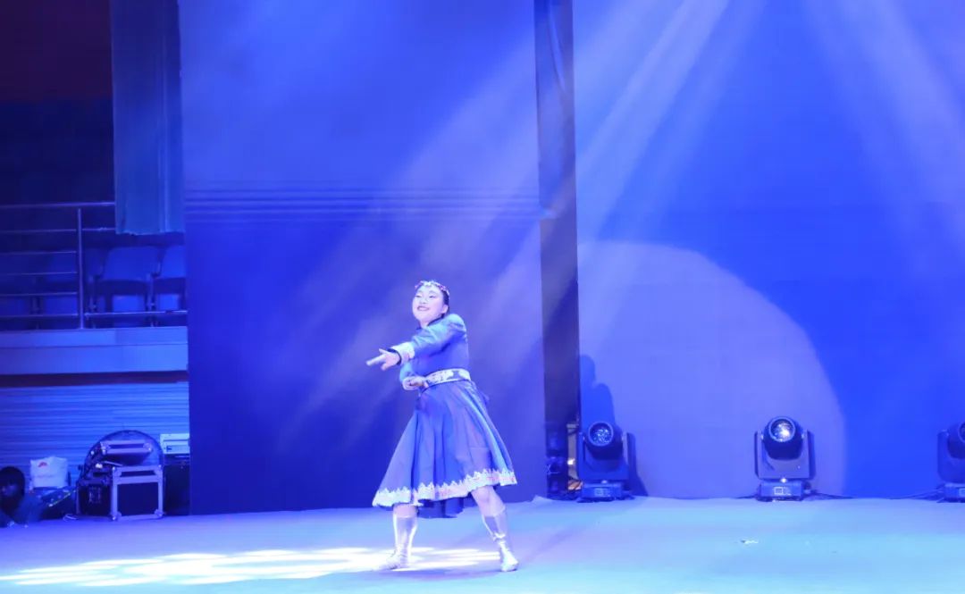 鹰击长空，迎风起舞 第 5 张