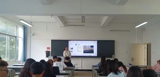 医学院口腔医学技术专业开展临床、企业见习分享会 第 8 张