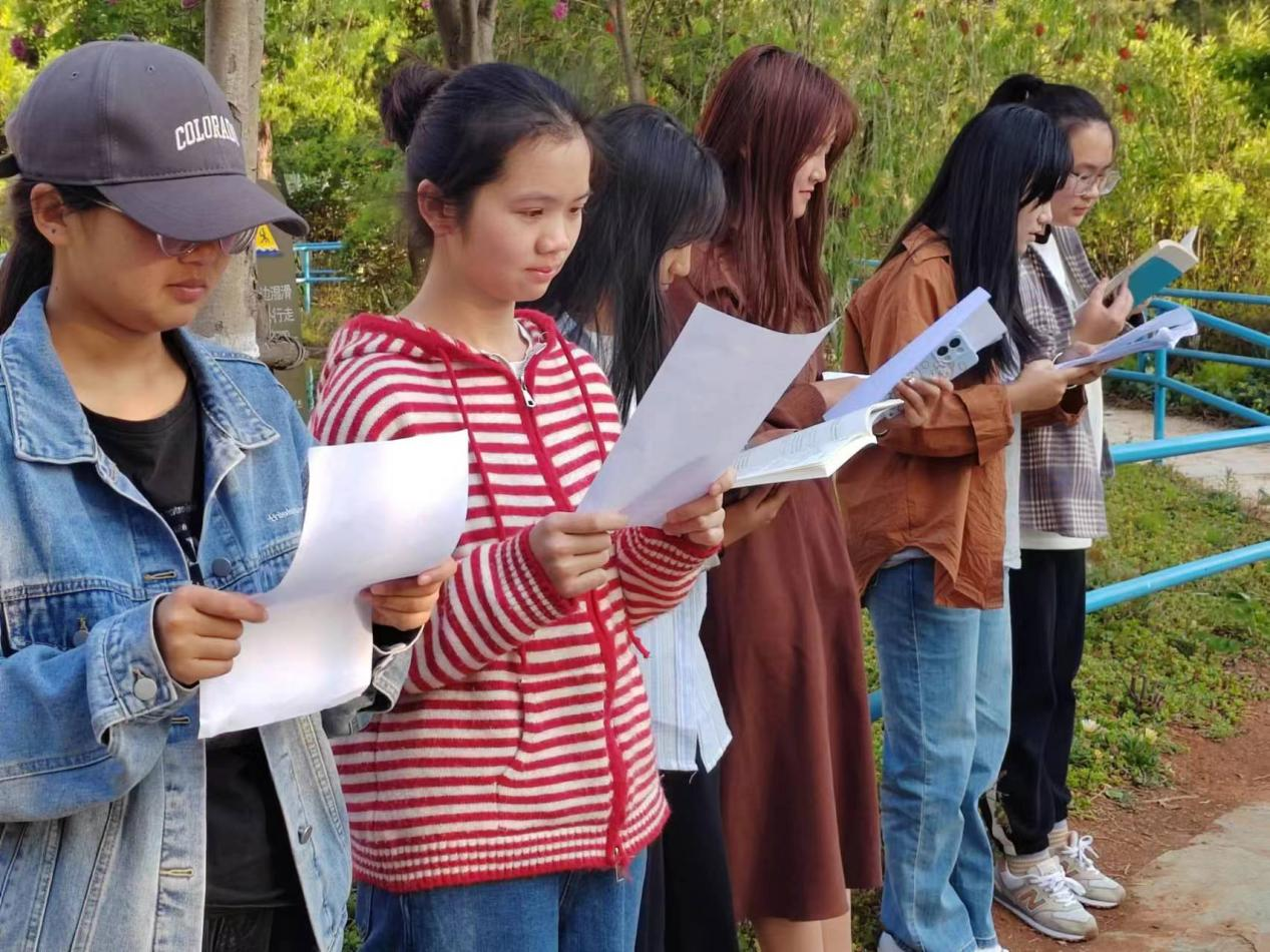 学风建设|霞光浸润疲惫心灵，晚读为梦注入活力 第 4 张