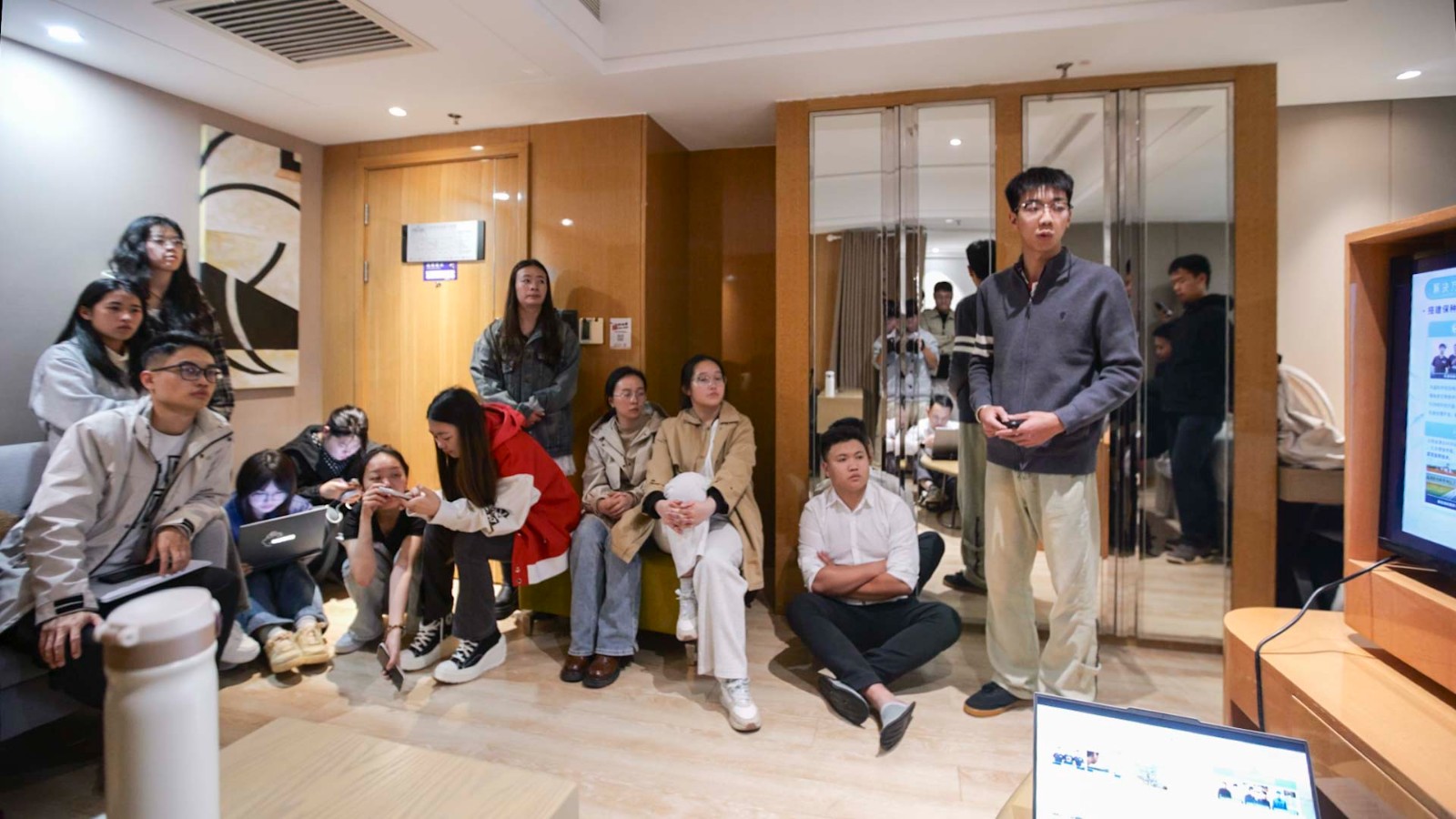 祝贺！云经管6银2铜！ 第 10 张