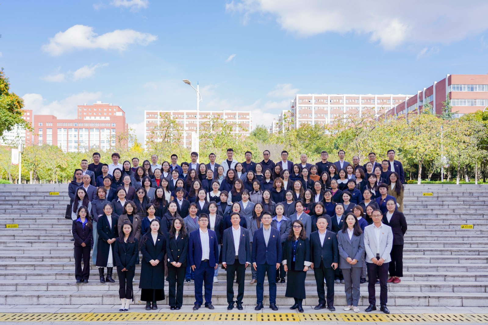 云经管新学院，揭牌！ 第 9 张