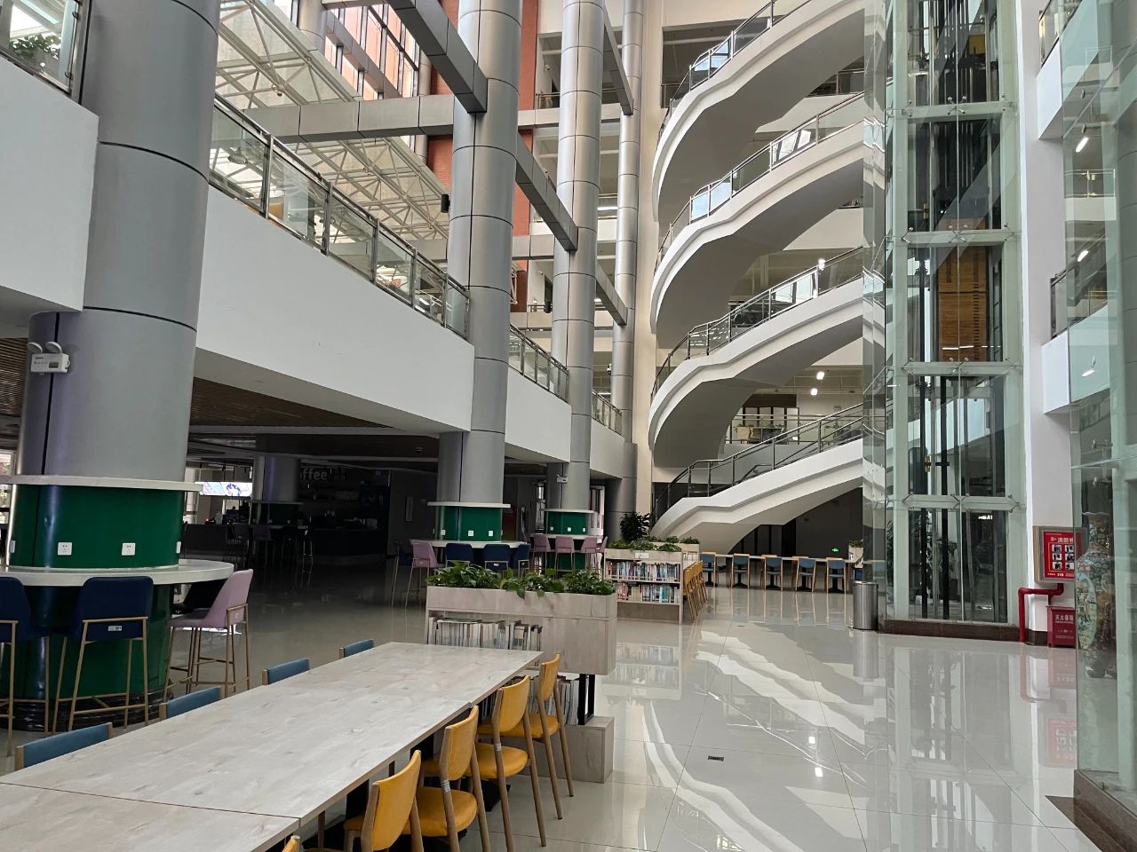 笔试第一上岸！来看法学学姐如何成为家乡守护者！ 第 5 张