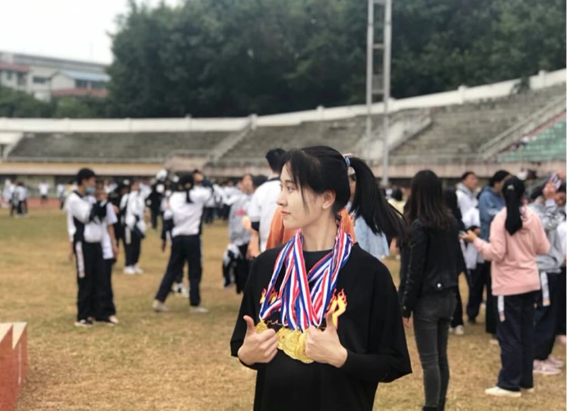 专业第一、视频博主...云经管体育系学姐凭什么闪闪发光？ 第 11 张