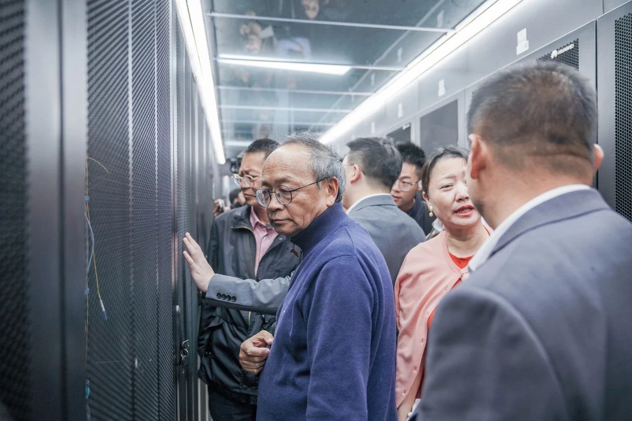 聚焦！全国高校数字化研讨会在云经管召开 第 12 张