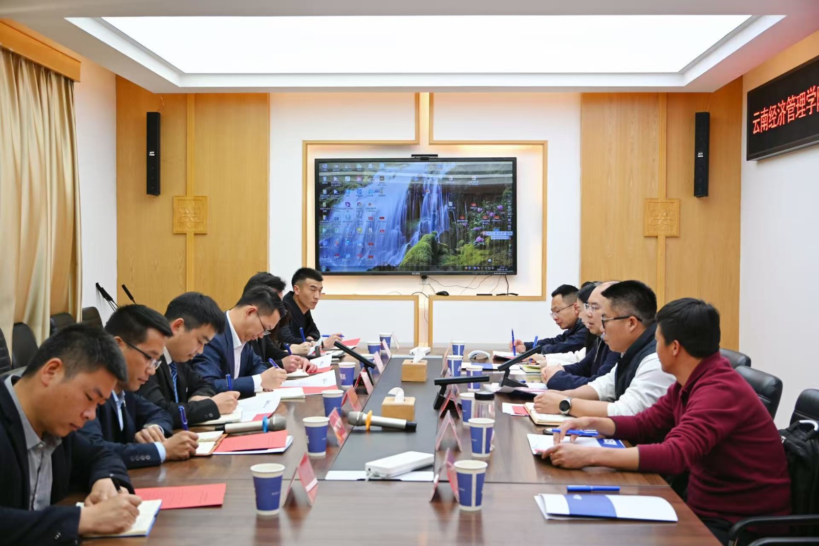 党委书记徐宝春同志率队前往爱尔信教育集团访企拓岗 第 4 张