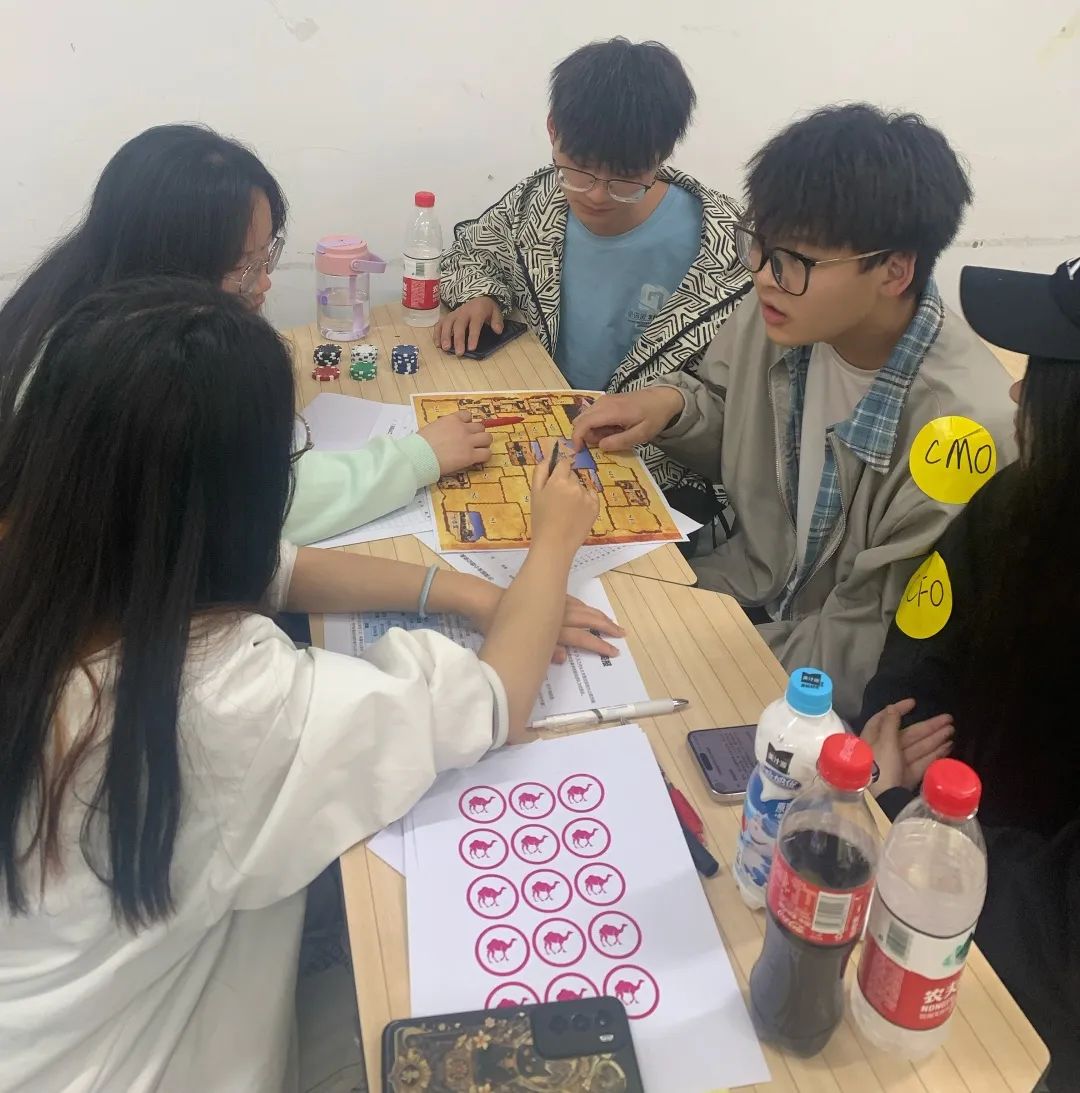 从课本到实战：财金学子沙漠掘金赛狂掀'财富风暴'，这些技能亮了！ 第 5 张