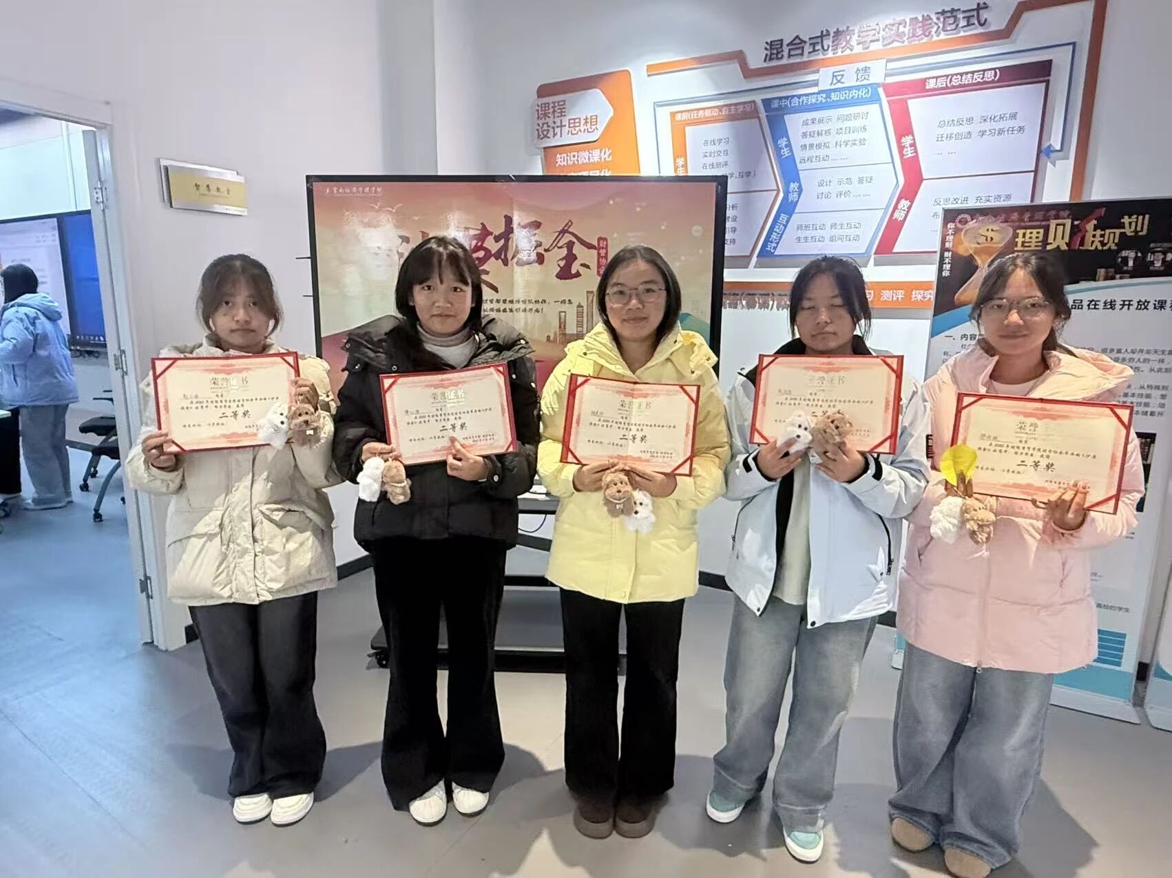 不止“赢金矿”！财管协会“沙漠掘金”落幕，一场让专业知识“活”起来的体验 第 10 张