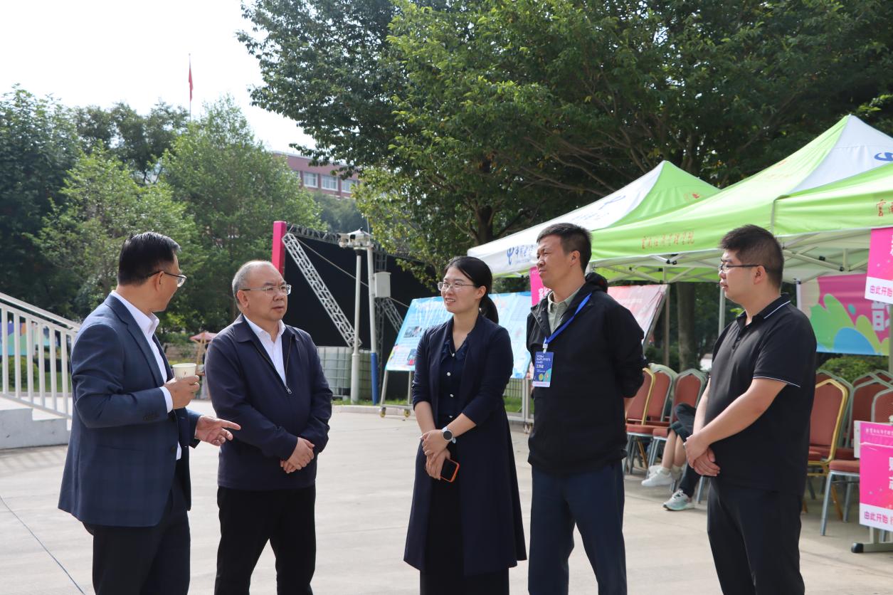 告别迎新季，奔赴新未来！云经管医学院2025级新生与校园的故事从此开始 第 5 张