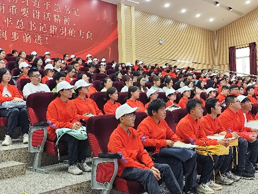 筑梦医药新时代，培育卓越接班人 ——云南经济管理学院医学院2025级药学、中药学专业新生入学教育专业宣讲会成功举行 第 1 张