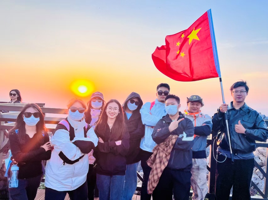 双节同庆，家国同心！云南经济管理学院医学院双节线上活动邀你定格温暖与荣光 第 2 张