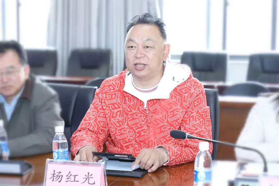 云南经济管理学院与安宁市第一人民医院共建实践教学基地 第 2 张 云南经济管理学院与安宁市第一人民医院共建实践教学基地 第 2 张